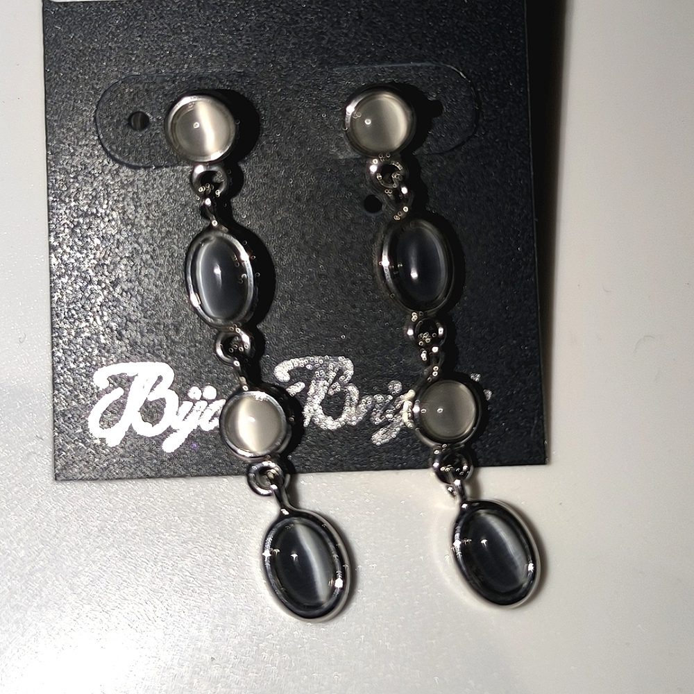 Bijou Brigitte Dangle Grey Cat's Eye Earrings